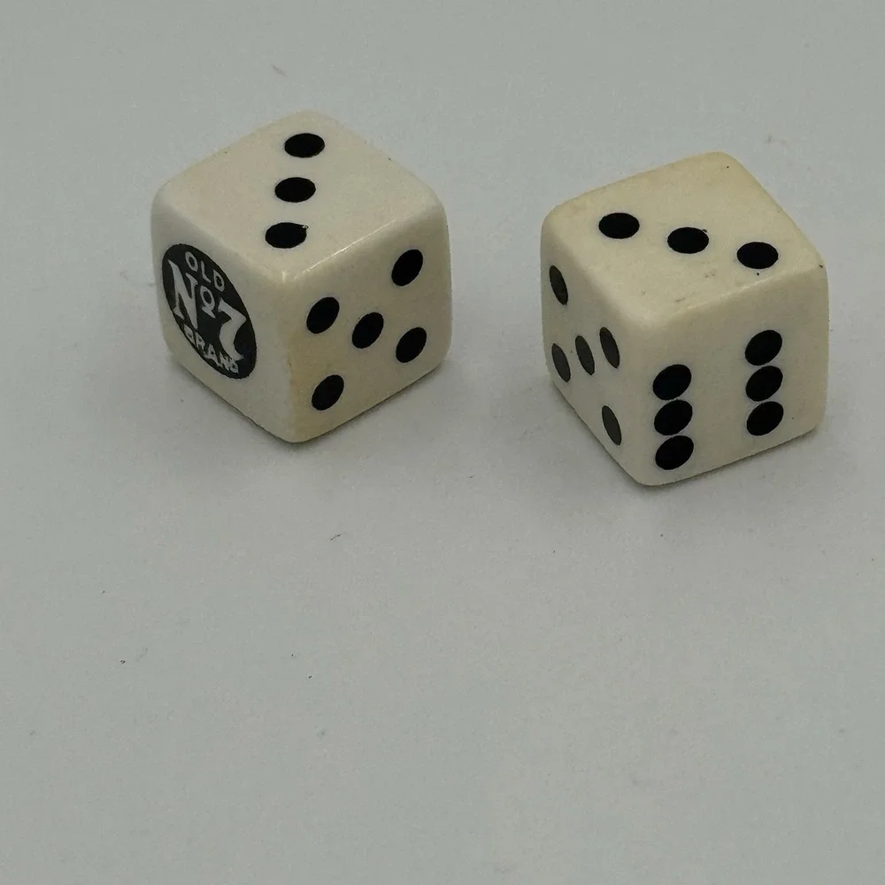 Vintage Jack Daniels Old No 7 Brand Whiskey Pair of Dice Home Bar‎ Man Cave